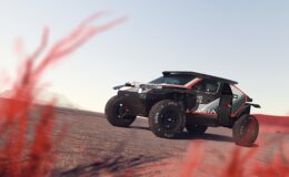 Dacia, 2025 itibarıyla Dacia Sandriders takımı tarafından Dakar Rallisi ve Dünya Ralli-Raid Şampiyonası’nda kullanılacak Sandrider prototipini tanıttı. 