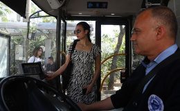 Muğla Büyükşehir Belediyesi Menteşe ilçesinde öğrenci toplu taşıma ücretini 1 TL’ye düşürdü