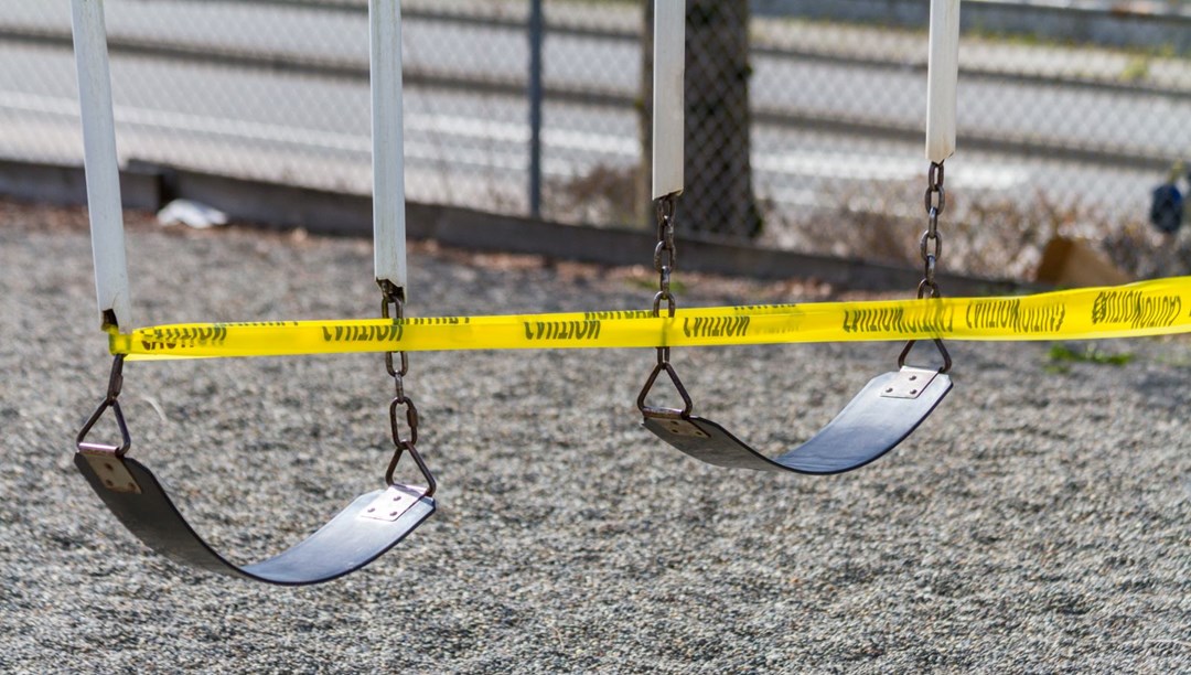 Çocuk parkı mı savaş meydanı mı? Oyun alanından 150 bomba çıktı